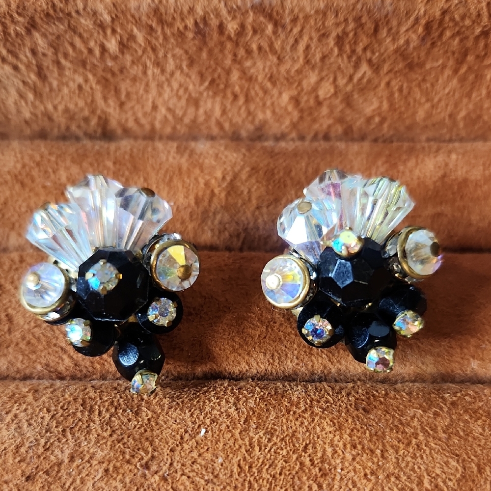 🔥 AB Black Crystal |Clear Crystal  Clip-On Earrings